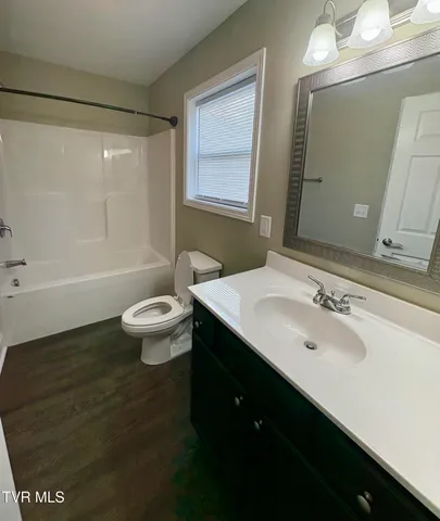 $1,800 | 2927 Watauga Road, Unit 14, Johnson City, TN 37601