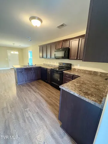 $1,800 | 2927 Watauga Road, Unit 14, Johnson City, TN 37601