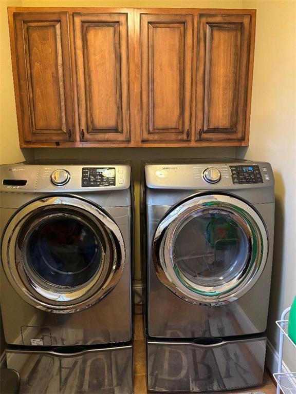 351 Shoals Lane Clarkesville, GA 30523 - Photo 37 of 38 a close up view of washer and dryer