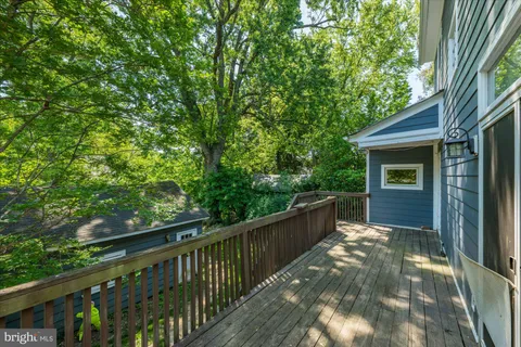 $1,050,000 | 3810 Dresden Street, Kensington, MD 20895