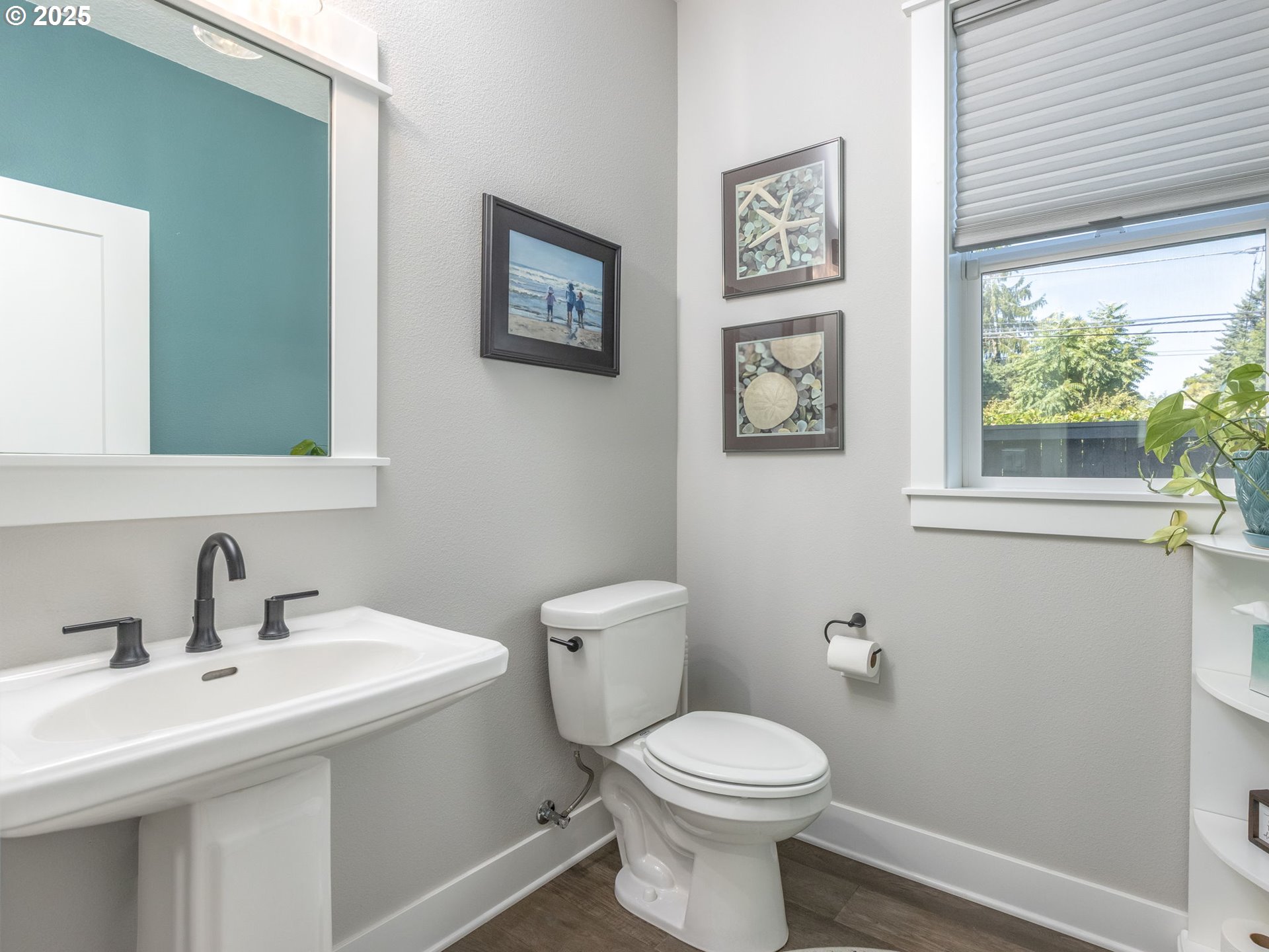 1380 Southwest Carson Street Portland, OR 97219 - Photo 19 of 46 Gallery Image 19