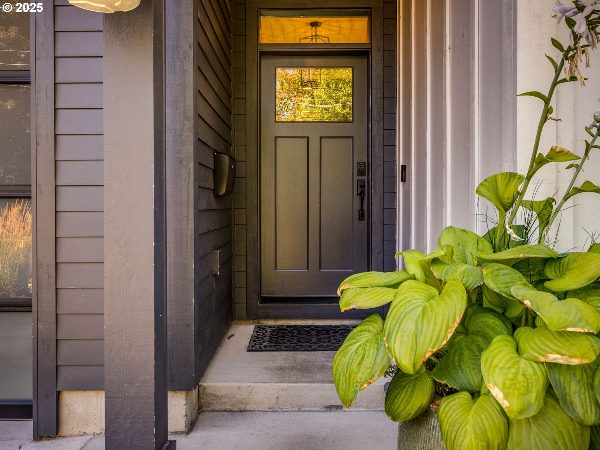 1380 Southwest Carson Street Portland, OR 97219 - Photo 2 of 46 Gallery Image 2
