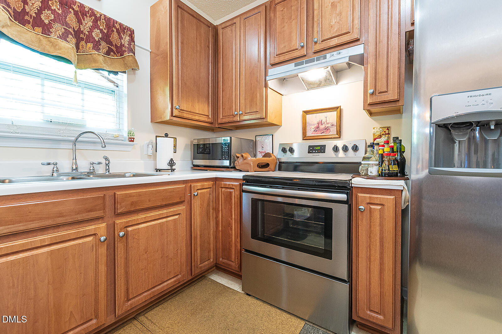 5214 Interlock Drive Raleigh, NC 27610 - Photo 29 of 30 5214interlockdrive-_cammelhurse_cammelsp