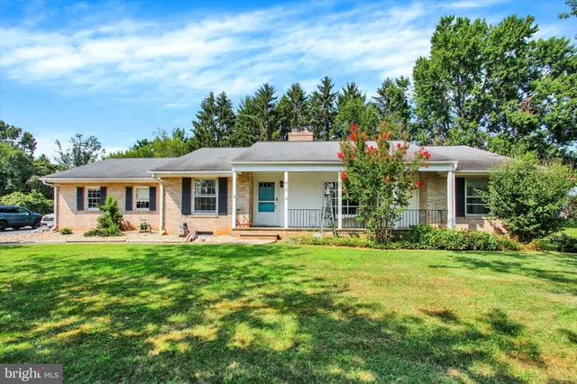 $450,000 | 912 Uniontown Road, Westminster, MD 21158