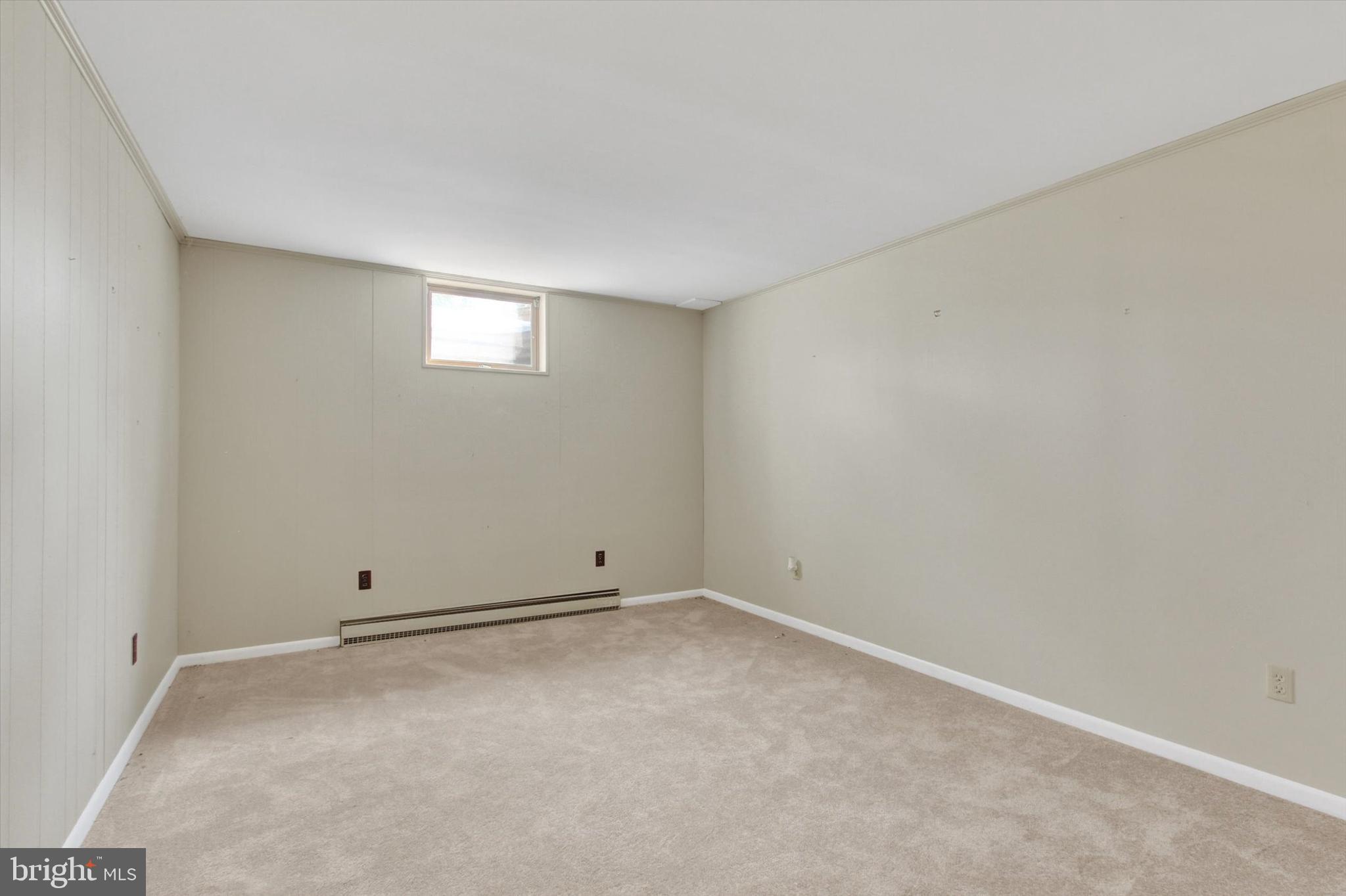 912 Uniontown Road Westminster, MD 21158 - Photo 28 of 33 Office/Bonus Room