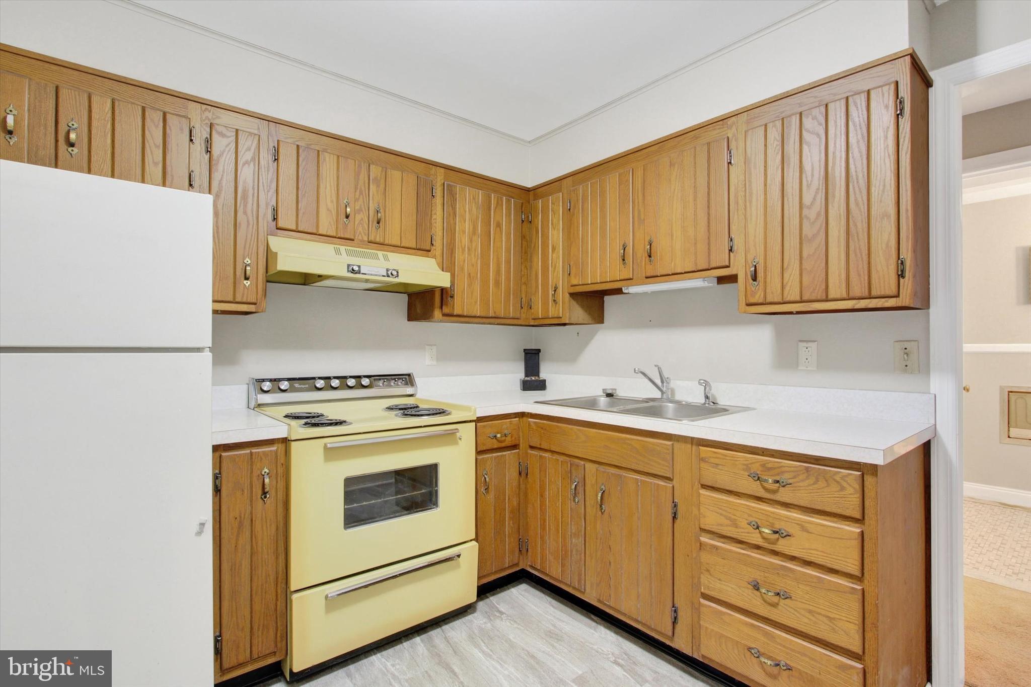 912 Uniontown Road Westminster, MD 21158 - Photo 29 of 33 Second Kitchen