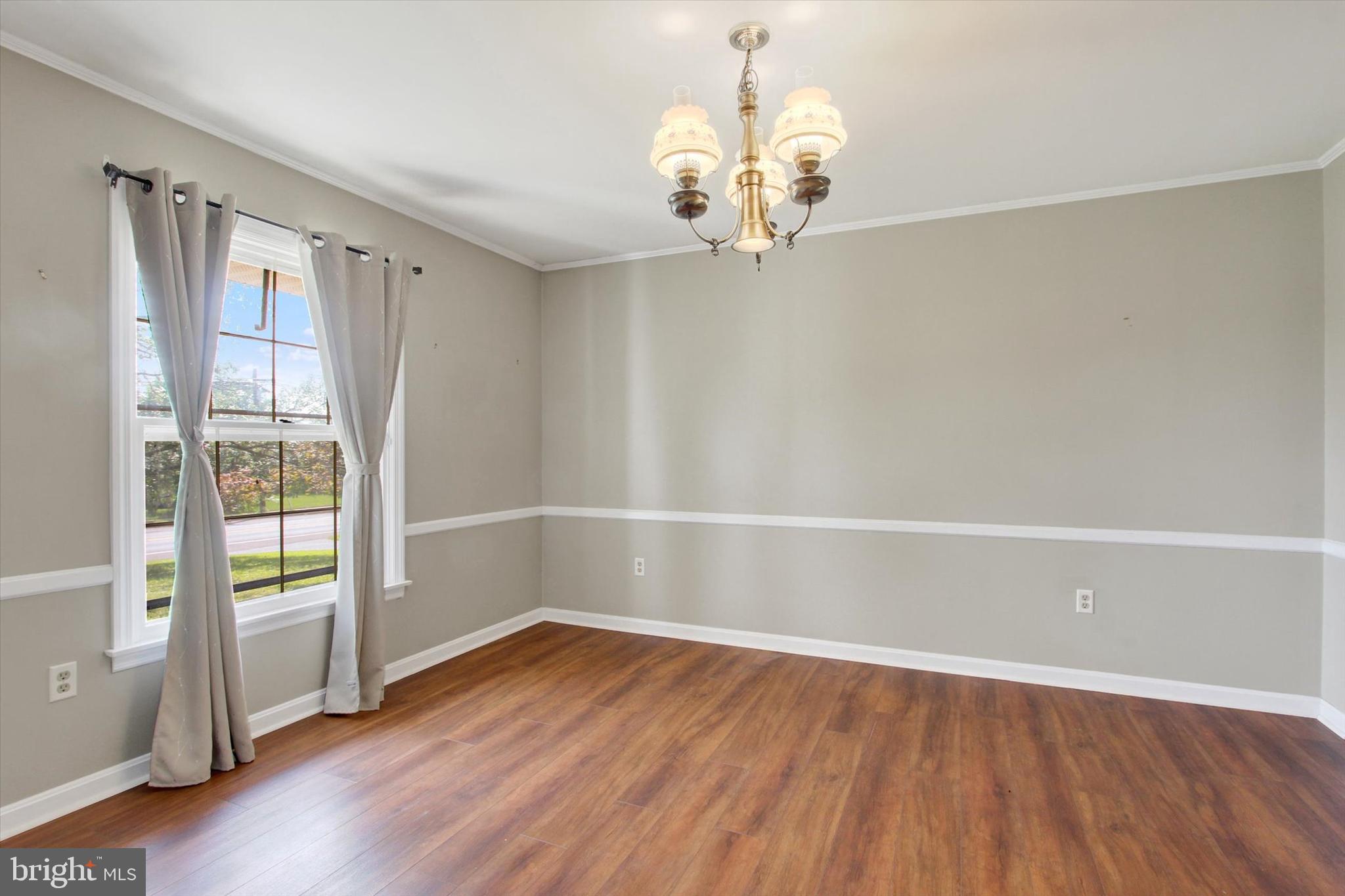 912 Uniontown Road Westminster, MD 21158 - Photo 6 of 33 Dining Room