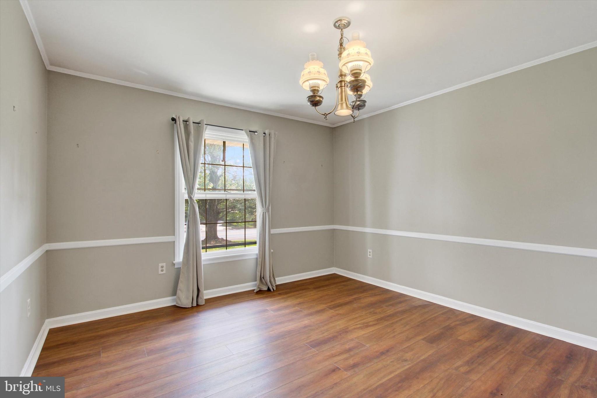 912 Uniontown Road Westminster, MD 21158 - Photo 8 of 33 Dining Room