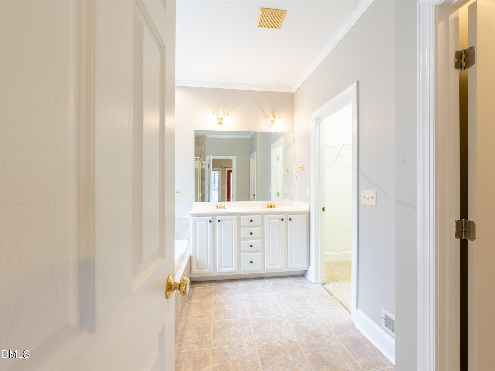 6832 Cool Pond Road Raleigh, NC 27613 - Photo 12 of 27 Primary Bathroom
