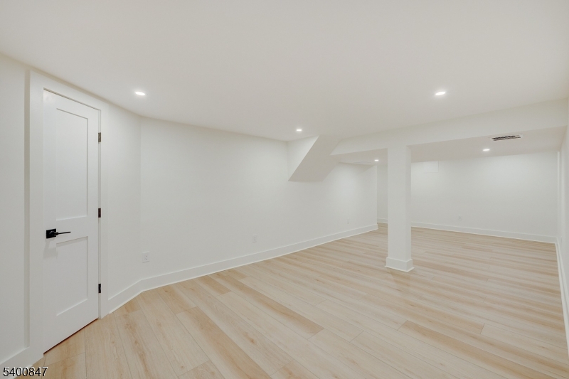 3 Herbert Road Scotch Plains, NJ 07076 - Photo 28 of 37