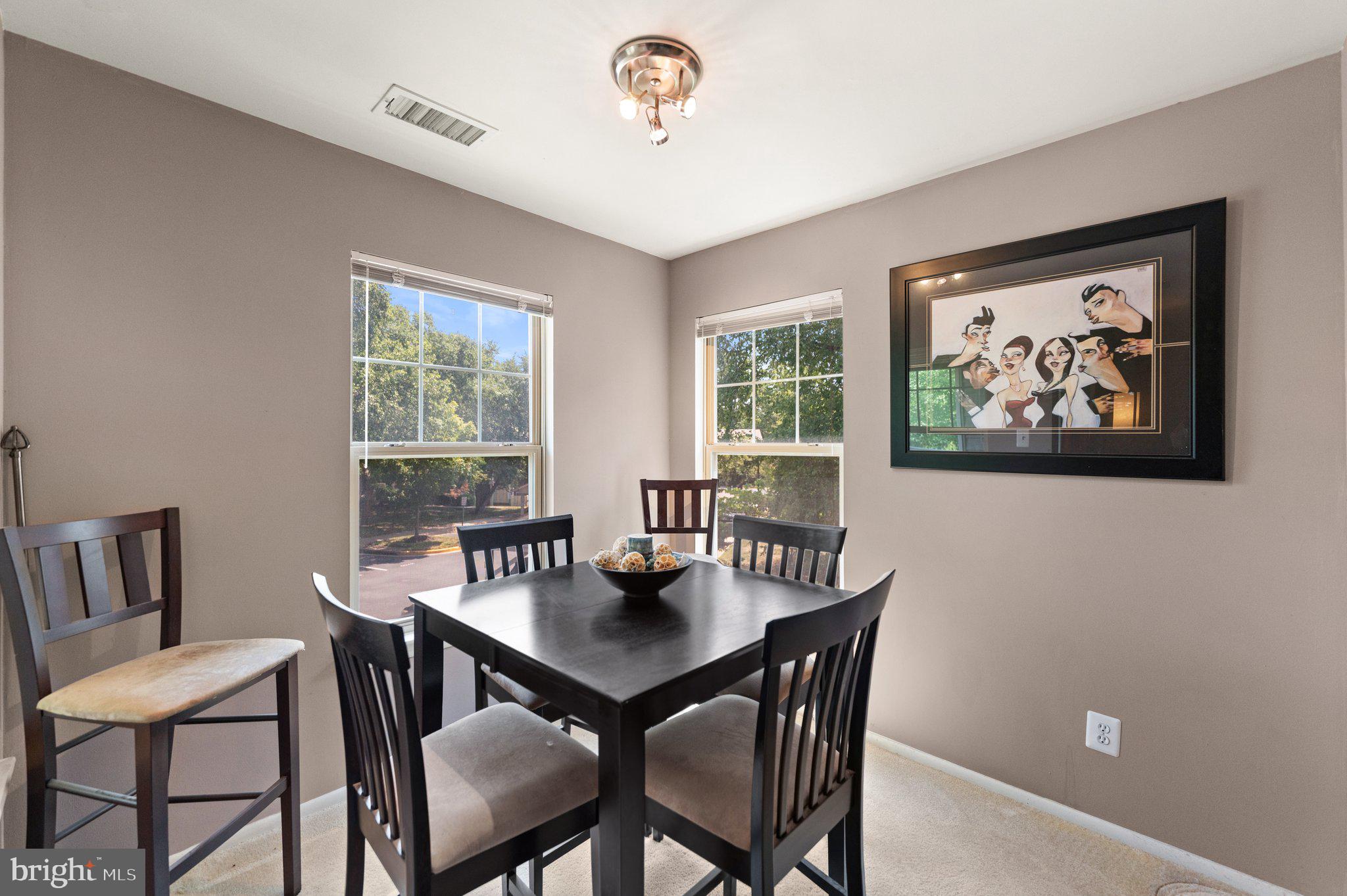 1799 Jonathan Way, Unit 1799C Reston, VA 20190 - Photo 18 of 56 Dining