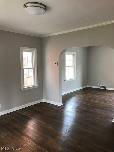 2450 Traymore Road Cleveland, OH 44118 - Photo 5 of 22