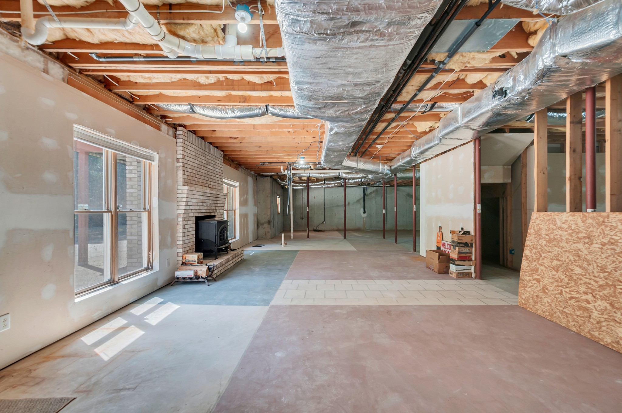 1400 Slaydenwood Road Cumberland Furnace, TN 37051 - Photo 39 of 58 a view of a room with wooden floor