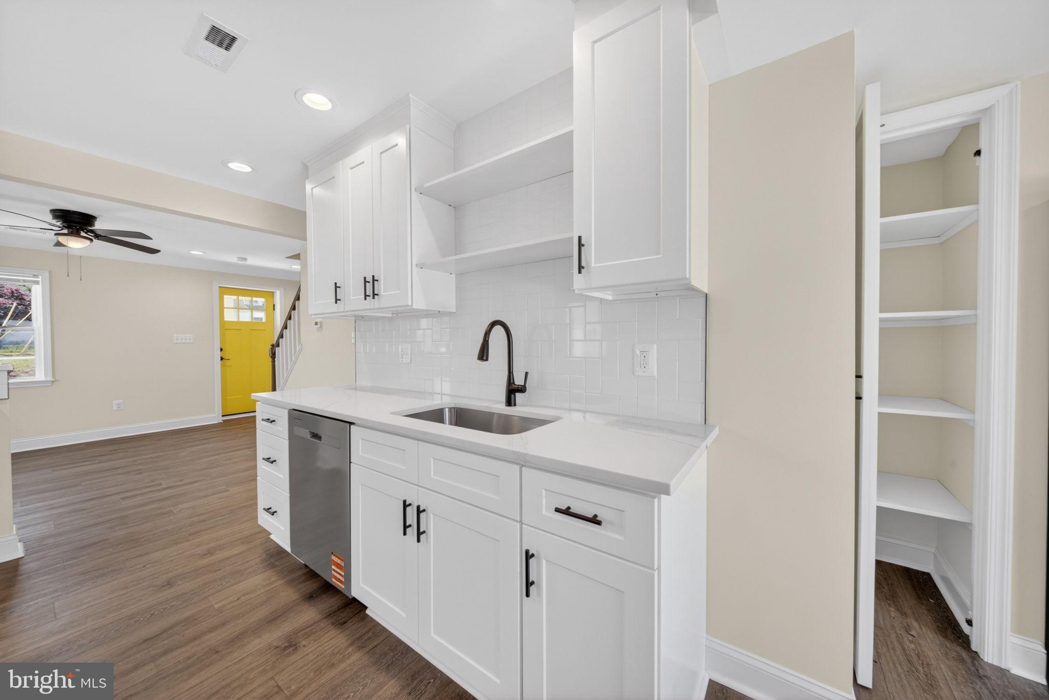3129 Sollers Point Road Dundalk, MD 21222 - Photo 9 of 39 Gallery Image 9