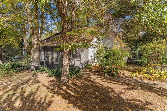 $375,000 | 3958 Royal Oaks Drive, Tallahassee, FL 32309