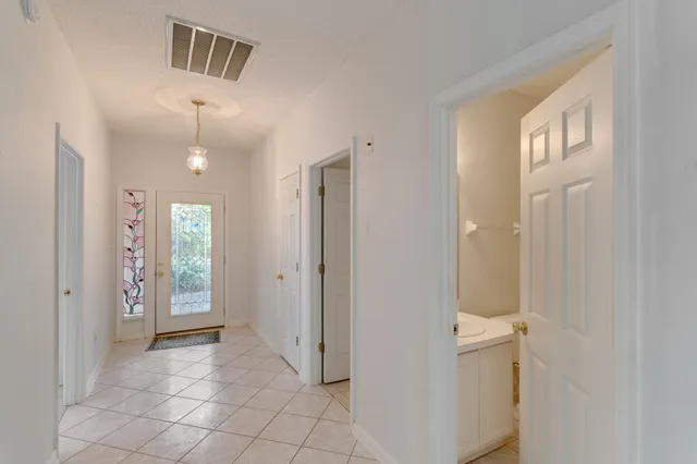 $375,000 | 3958 Royal Oaks Drive, Tallahassee, FL 32309