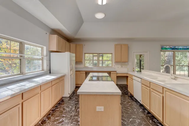 $375,000 | 3958 Royal Oaks Drive, Tallahassee, FL 32309