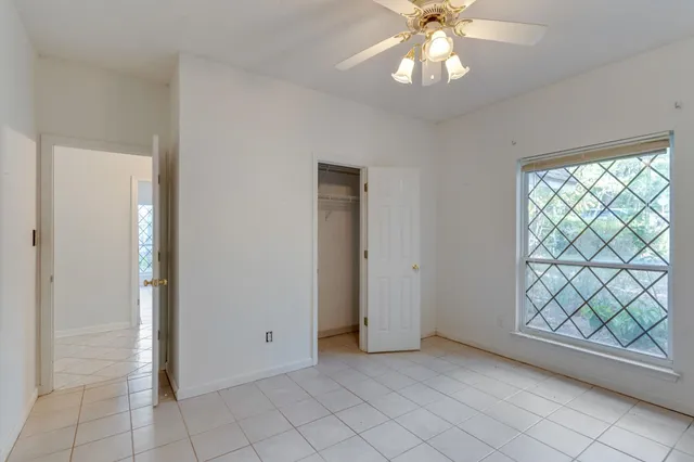 $375,000 | 3958 Royal Oaks Drive, Tallahassee, FL 32309