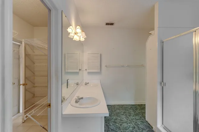 $375,000 | 3958 Royal Oaks Drive, Tallahassee, FL 32309