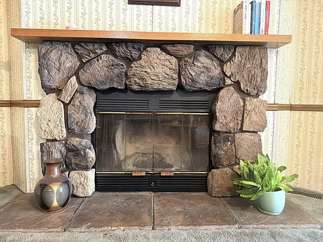 $205,500 | 11565 Sherwood Drive, Demotte, IN 46310