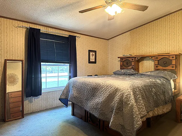 $205,500 | 11565 Sherwood Drive, Demotte, IN 46310