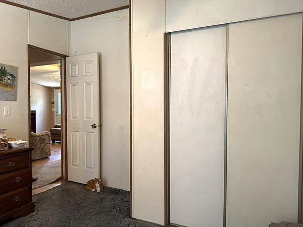 $205,500 | 11565 Sherwood Drive, Demotte, IN 46310