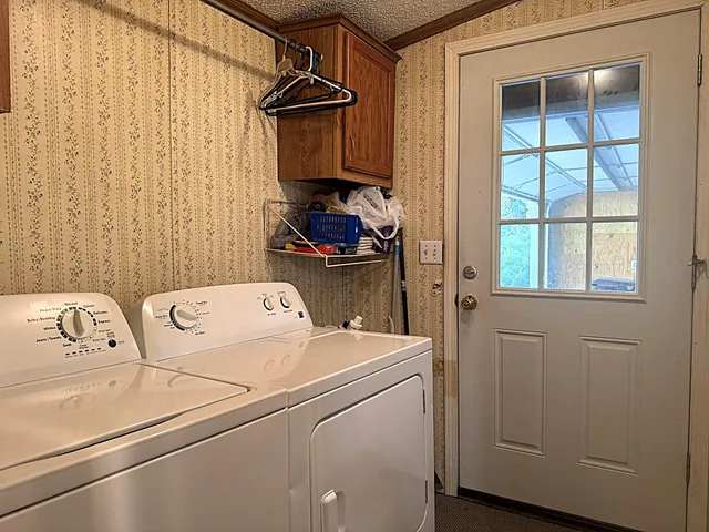 $205,500 | 11565 Sherwood Drive, Demotte, IN 46310