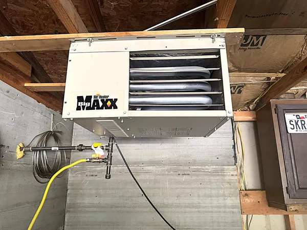 $205,500 | 11565 Sherwood Drive, Demotte, IN 46310