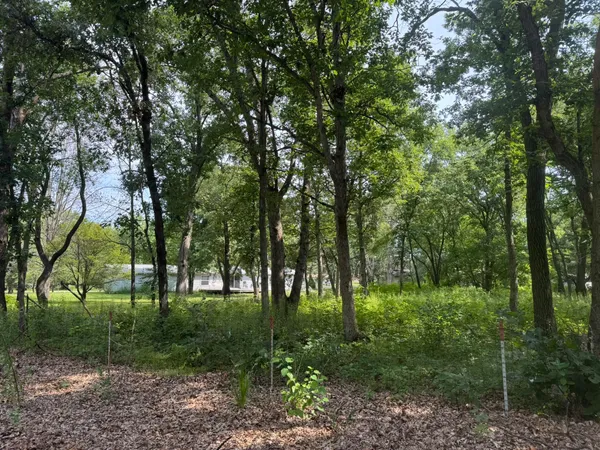 $205,500 | 11565 Sherwood Drive, Demotte, IN 46310