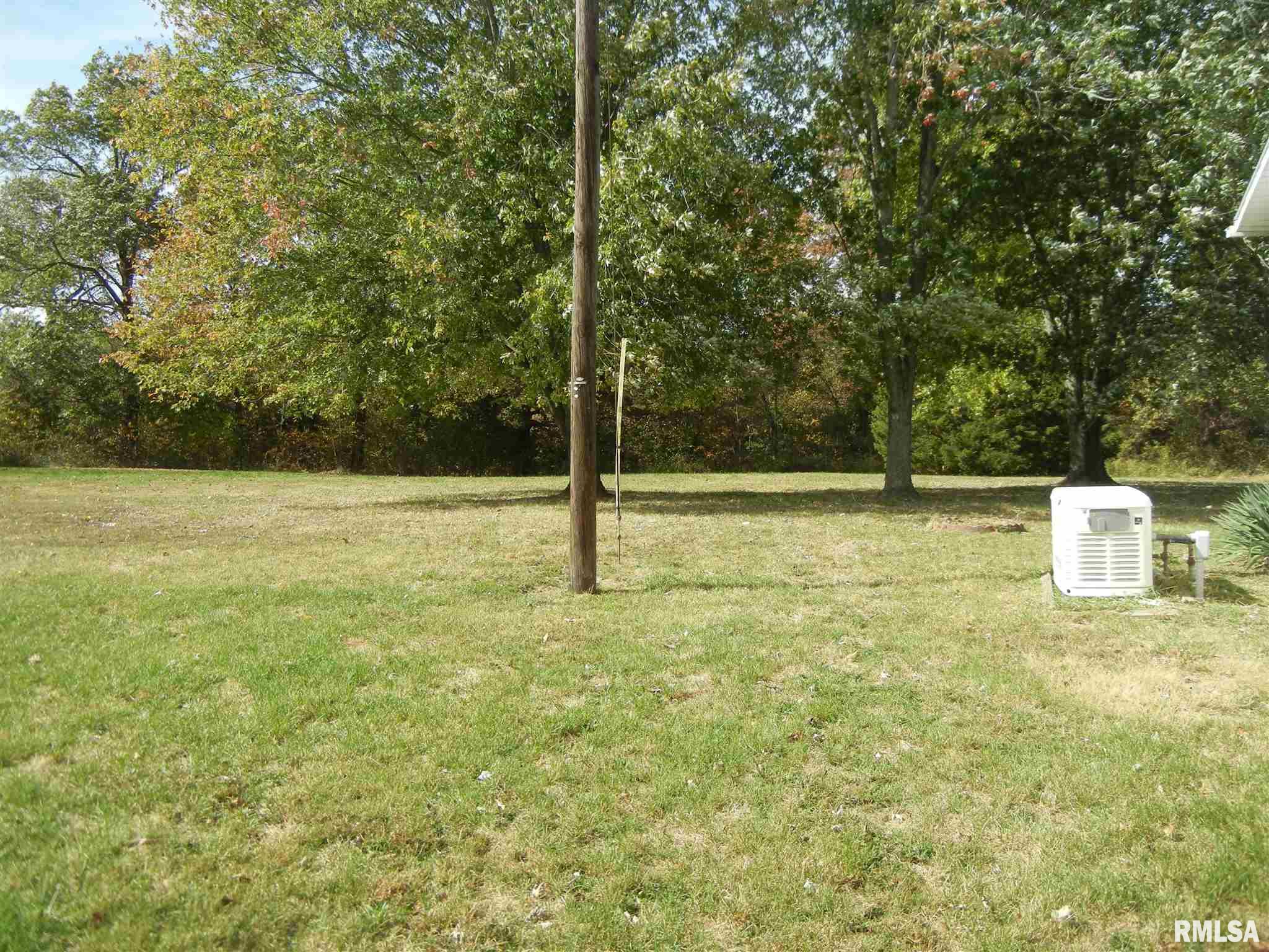 1631 Yards Road Salem, IL 62881 - Photo 34 of 35