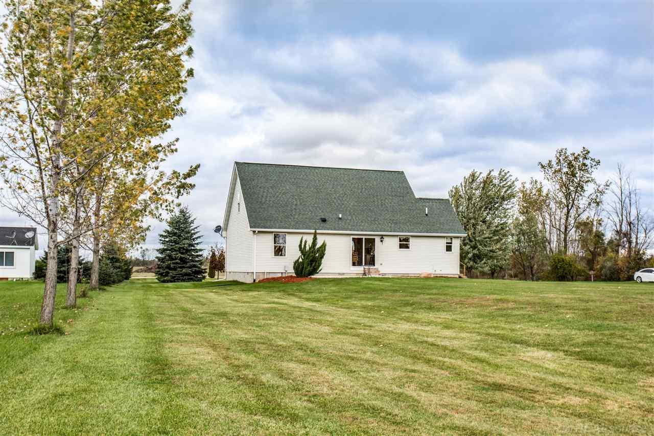 5596 Aitken Road Croswell, MI 48422 - Photo 5 of 33