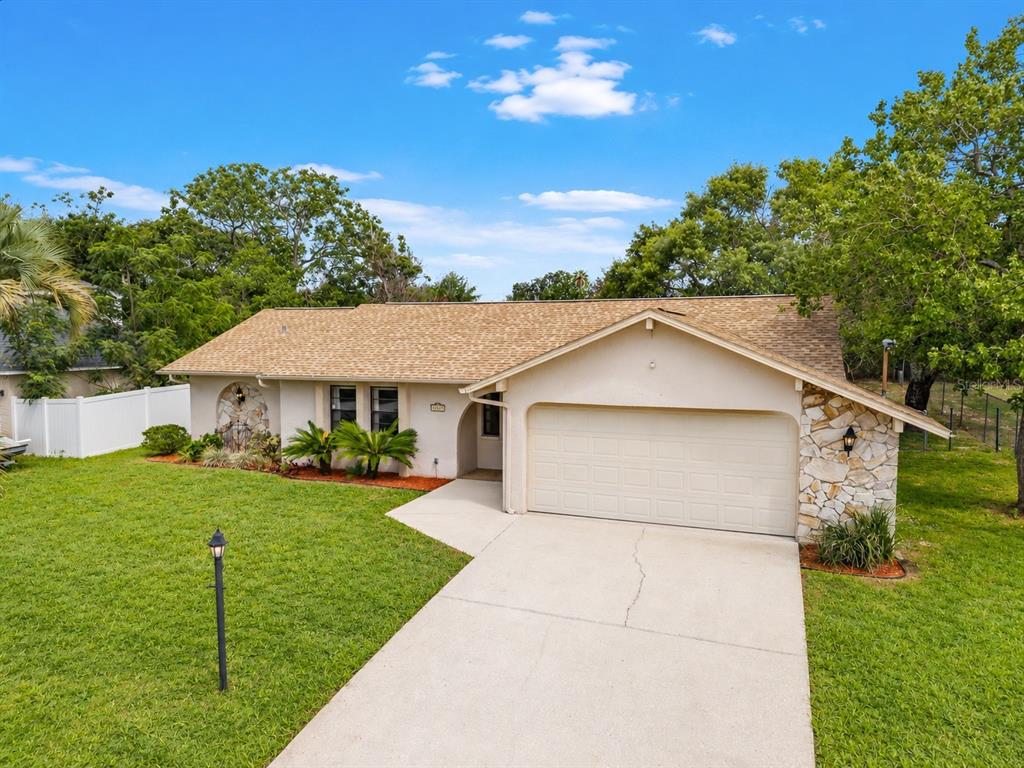 11312 Sedgefield Avenue Spring Hill, FL 34608 - Photo 3 of 28