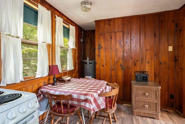 $240,000 | 106 Squaw's Path, Wareham, MA 02558