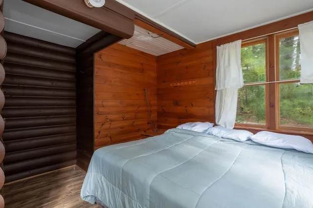 $240,000 | 106 Squaw's Path, Wareham, MA 02558