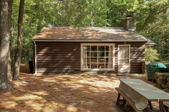 $240,000 | 106 Squaw's Path, Wareham, MA 02558