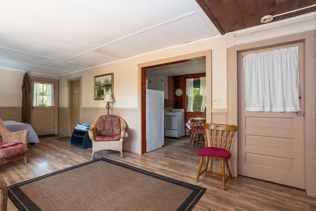 $240,000 | 106 Squaw's Path, Wareham, MA 02558