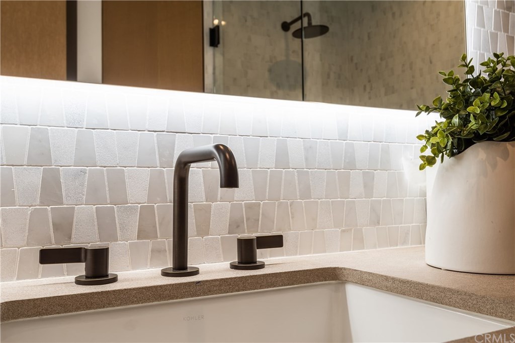 212 16th Street Manhattan Beach, CA 90266 - Photo 15 of 73