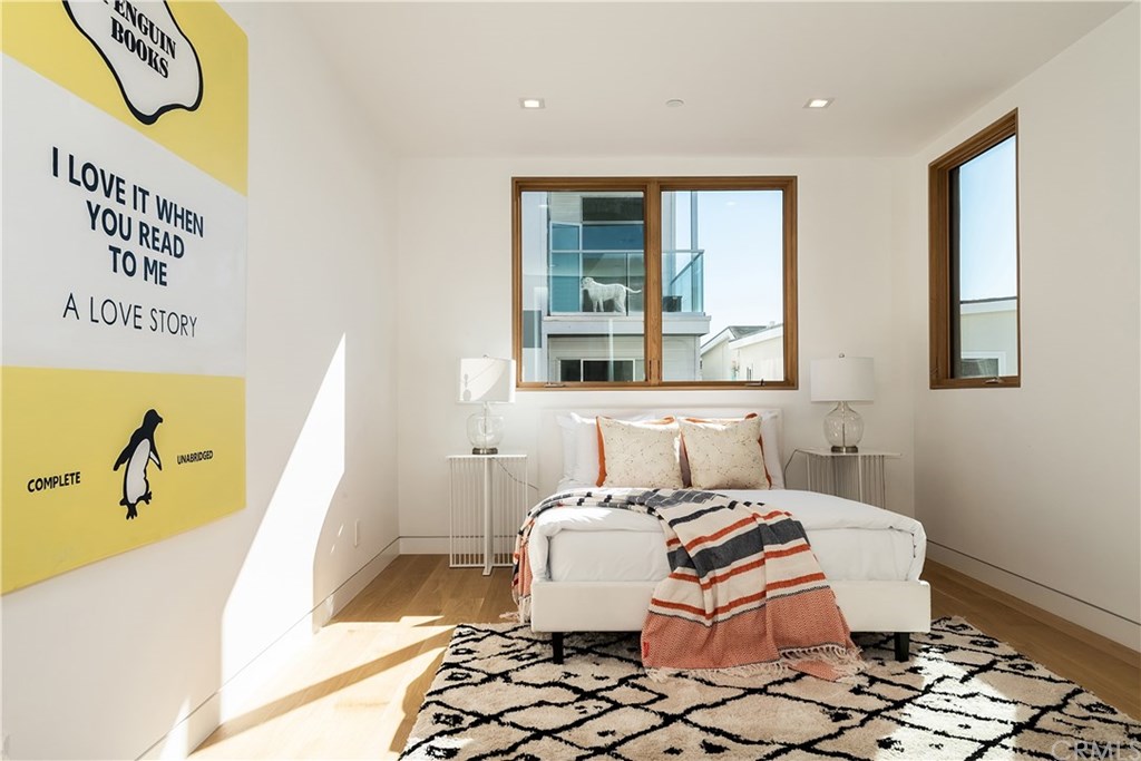 212 16th Street Manhattan Beach, CA 90266 - Photo 18 of 73