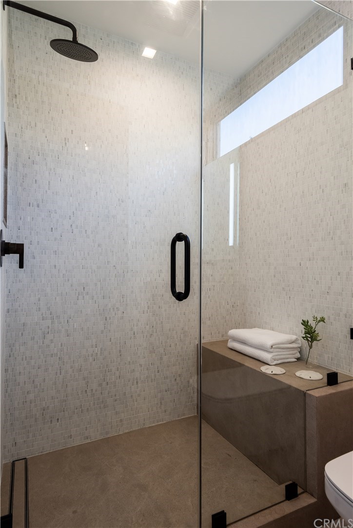 212 16th Street Manhattan Beach, CA 90266 - Photo 21 of 73