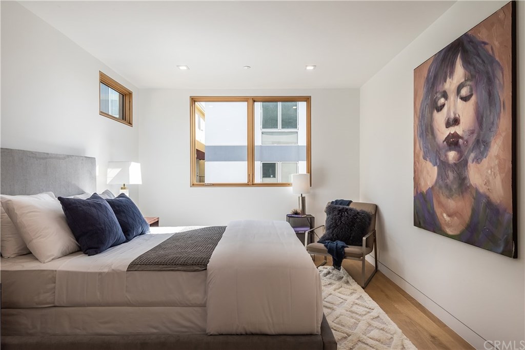 212 16th Street Manhattan Beach, CA 90266 - Photo 23 of 73