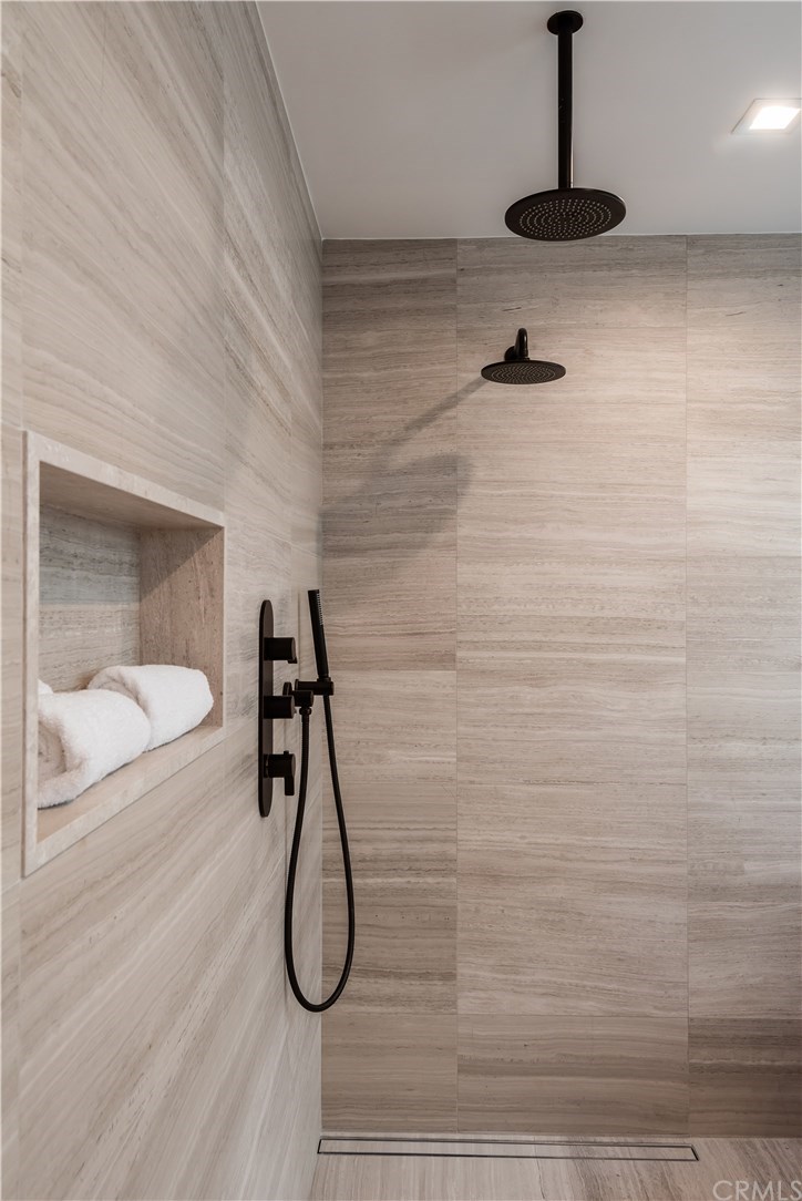 212 16th Street Manhattan Beach, CA 90266 - Photo 30 of 73