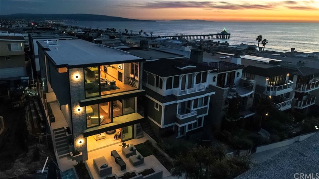 212 16th Street Manhattan Beach, CA 90266 - Photo 4 of 73