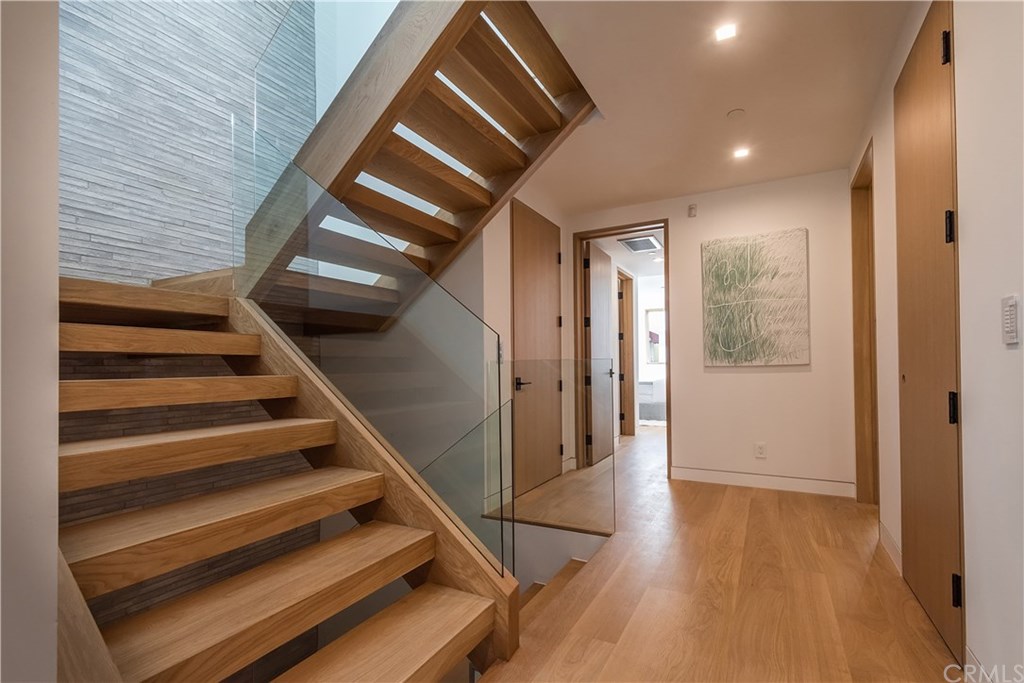 212 16th Street Manhattan Beach, CA 90266 - Photo 43 of 73