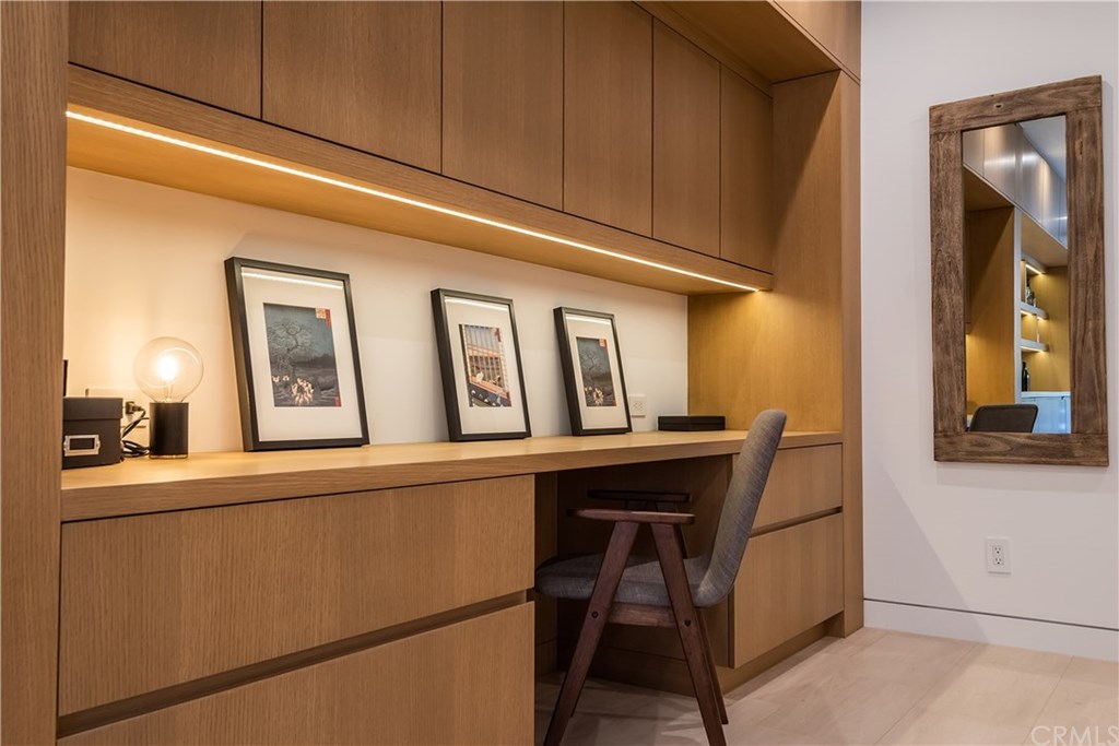 212 16th Street Manhattan Beach, CA 90266 - Photo 9 of 73