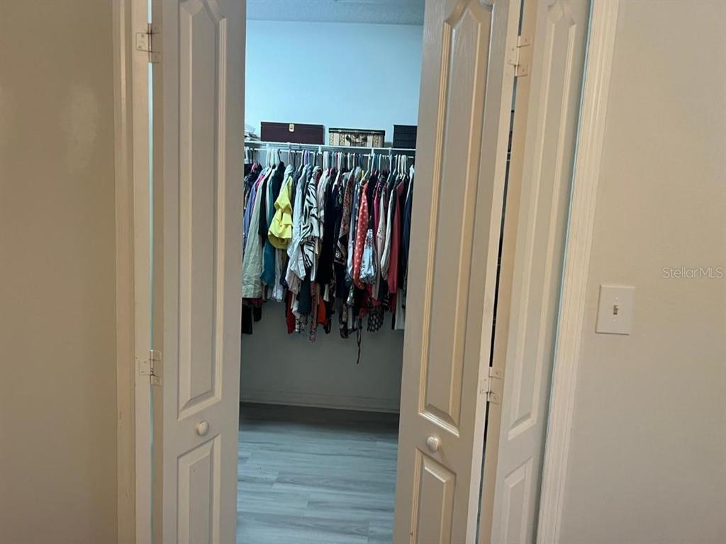 609 Prince Lane Oviedo, FL 32765 - Photo 20 of 20 a view of a walk in closet