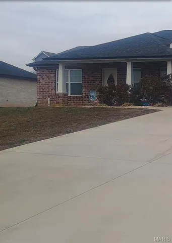 $345,000 | 778 West Deerwood Drive, Jackson, MO 63755