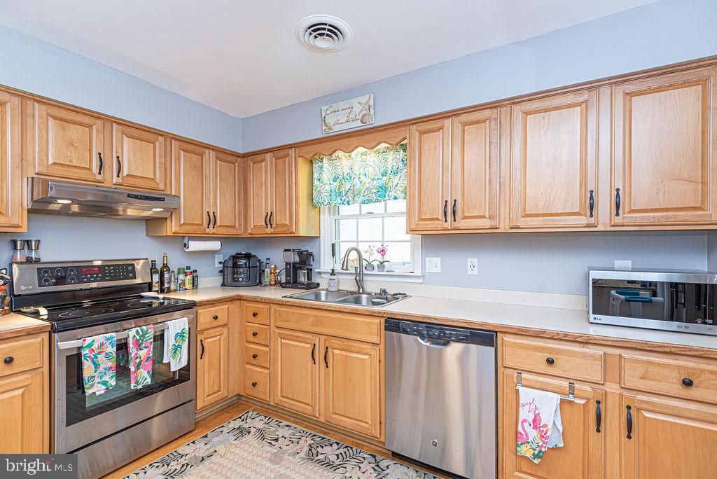9 Lookout Point Ocean Pines, MD 21811 - Photo 7 of 72