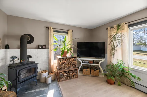 $292,000 | 14 Paine Street, Winslow, ME 04901