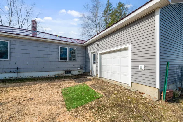 $292,000 | 14 Paine Street, Winslow, ME 04901