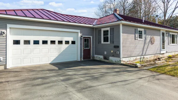 $292,000 | 14 Paine Street, Winslow, ME 04901